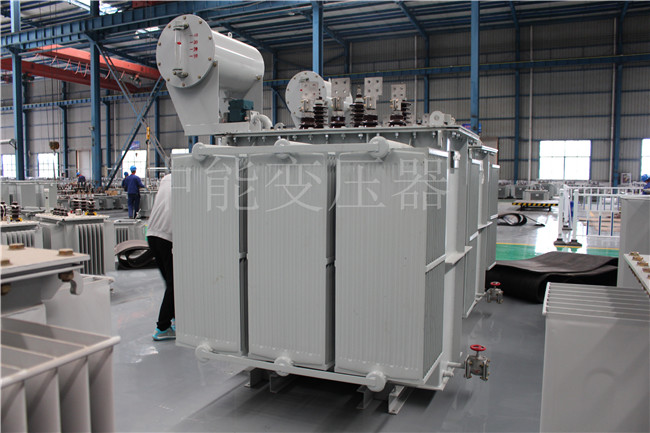 洛南S13-4000KVA油浸式变压器